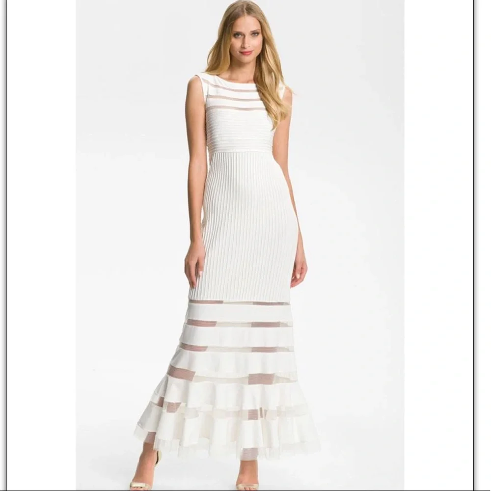 💕Host Pick💕 Tadashi Shoji Ivory Jersey Mesh Illusion Gown Dress Retail $650